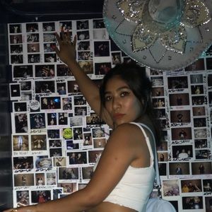 Meet your Posher, Andrea